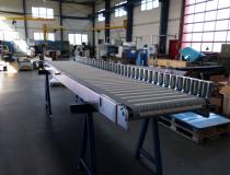 RMZ Fördertechnik - Gleitförderband mit Kunststoff-Gliedergurt und seitlicher Rollenführung RMZ Fördertechnik - Gleitförderband mit Kunststoff-Gliedergurt und seitlicher Rollenführung